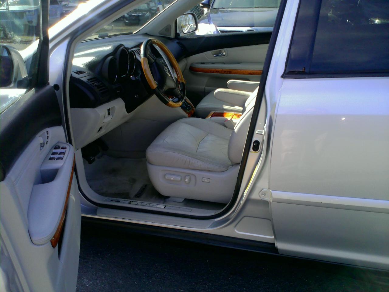 Lexus Rx 350Awd - Thumbnail 19