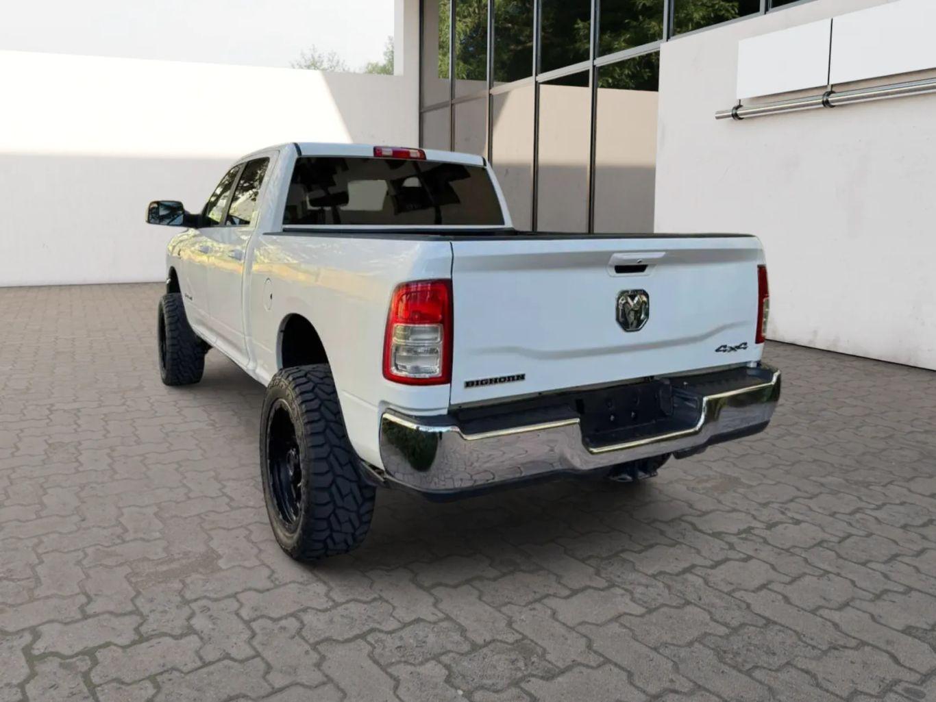 Ram 2500 Crew Cab - Thumbnail 5
