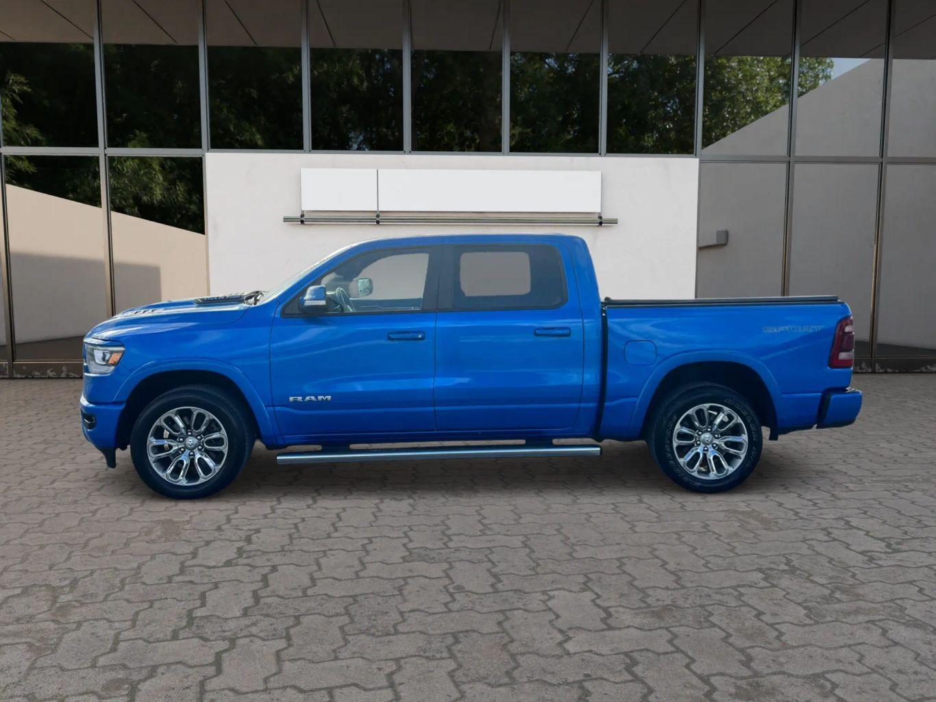 Ram 1500 Crew Cab - Thumbnail 4