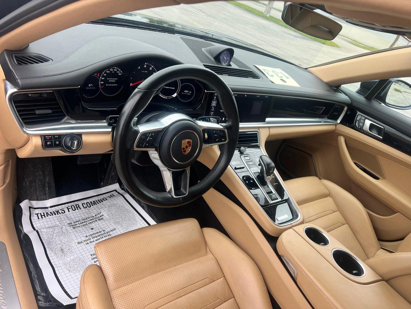 Porsche Panamera - Thumbnail 11