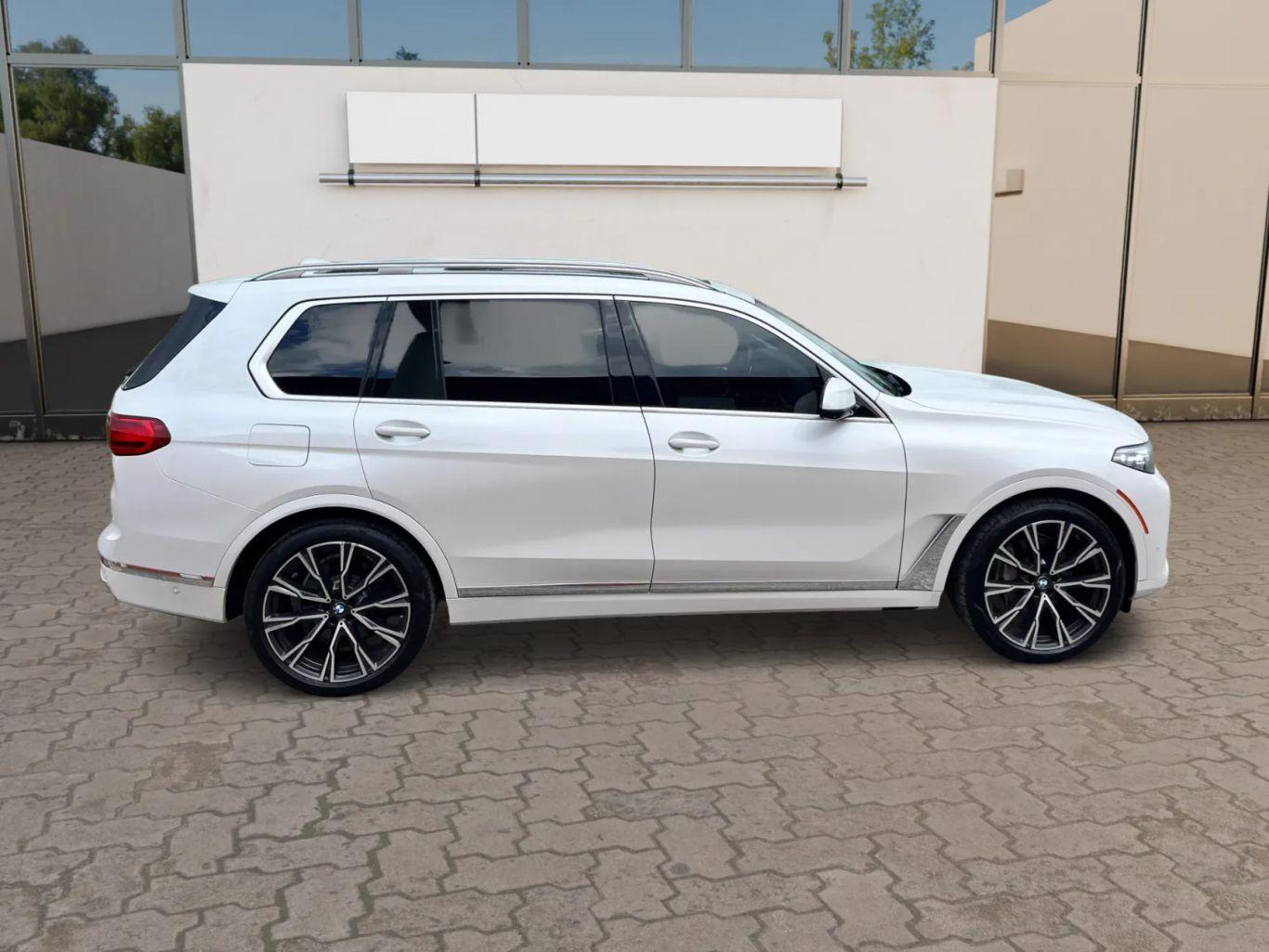 Bmw X7 - Thumbnail 8