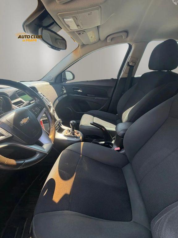 Chevrolet Cruze - Thumbnail 17