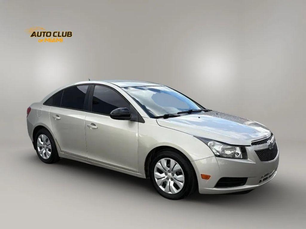 Chevrolet Cruze - Thumbnail 12