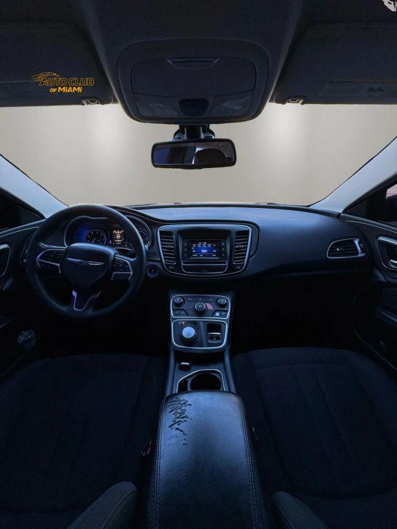 Chrysler 200 - Thumbnail 19