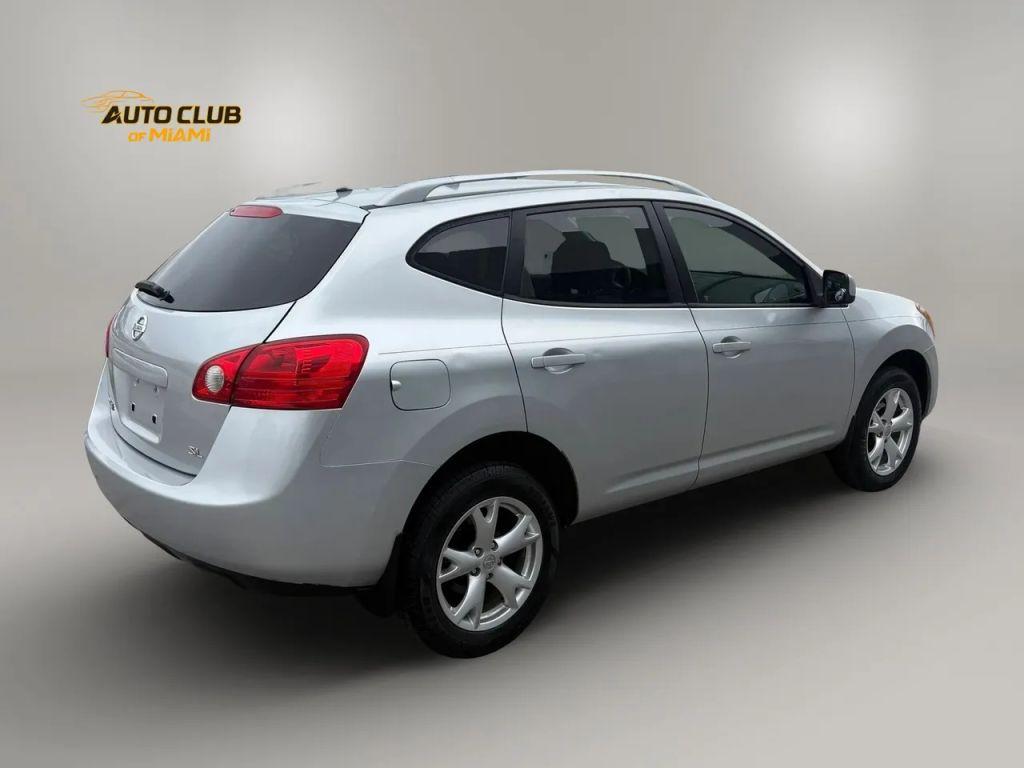 Nissan Rogue - Thumbnail 9