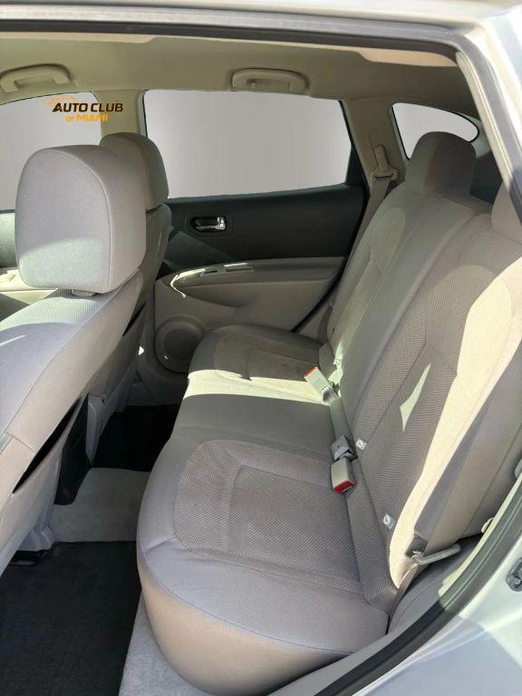 Nissan Rogue Select - Thumbnail 18