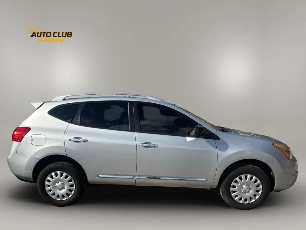 Nissan Rogue Select - Thumbnail 10