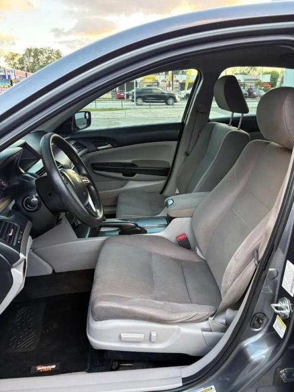 Honda Accord - Thumbnail 20