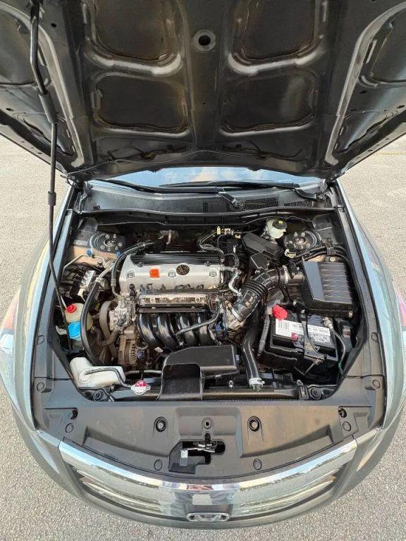 Honda Accord - Thumbnail 2