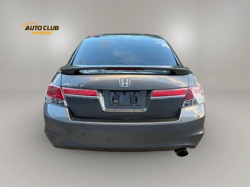 Honda Accord - Thumbnail 8