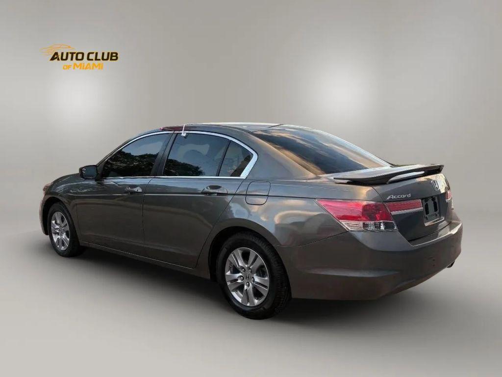 Honda Accord - Thumbnail 7