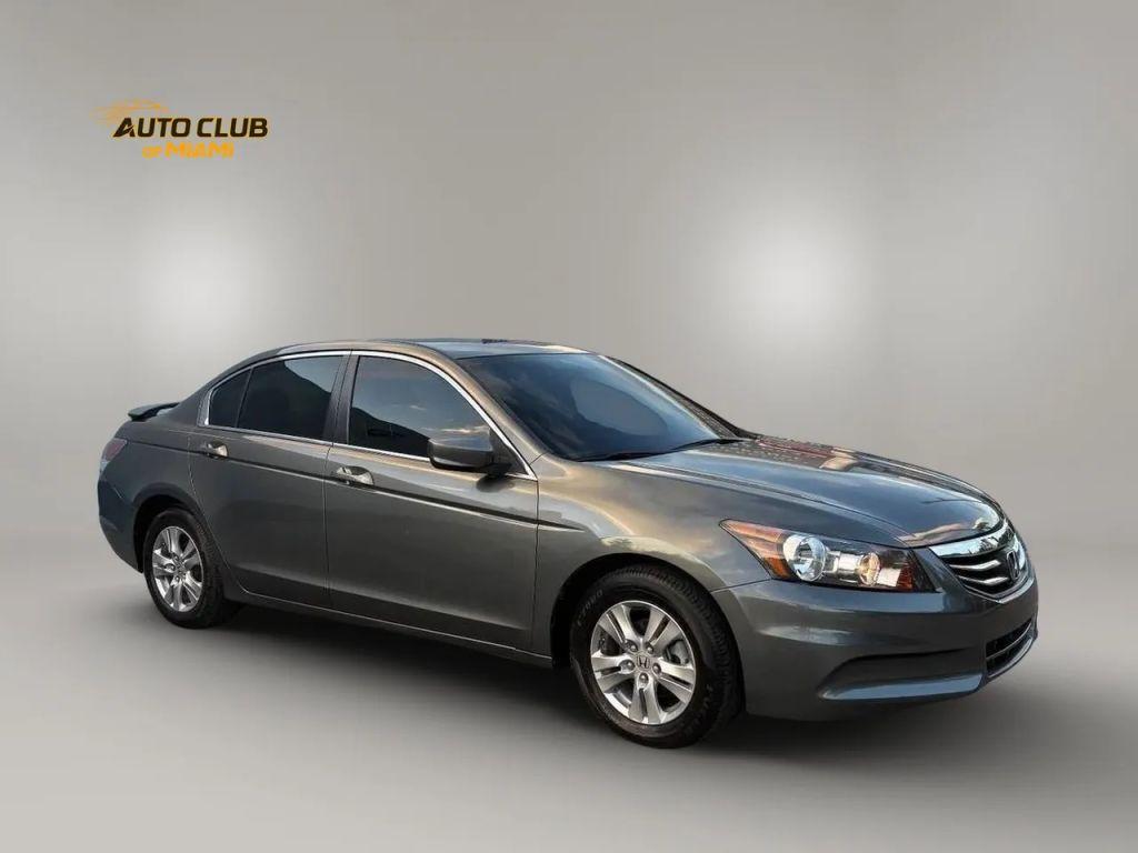 Honda Accord - Thumbnail 10