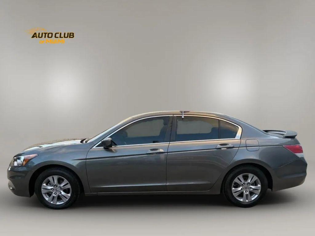 Honda Accord - Thumbnail 6