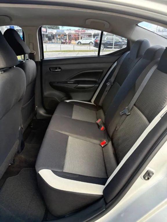 Nissan Versa - Thumbnail 19