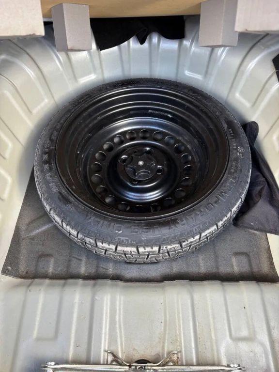 Nissan Versa - Thumbnail 18