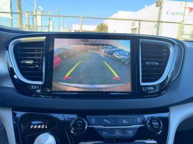 Chrysler Pacifica - Thumbnail 17