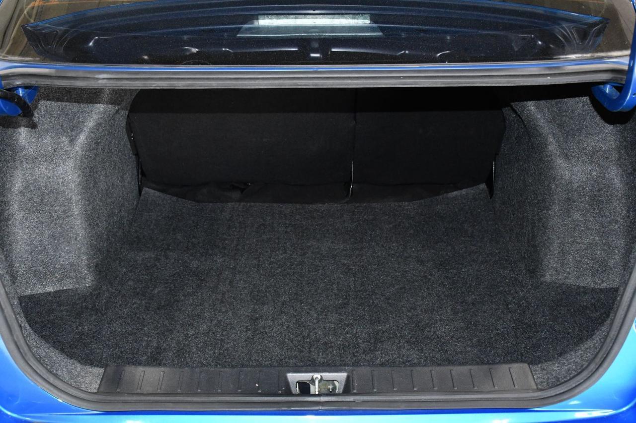 Nissan Versa - Thumbnail 20