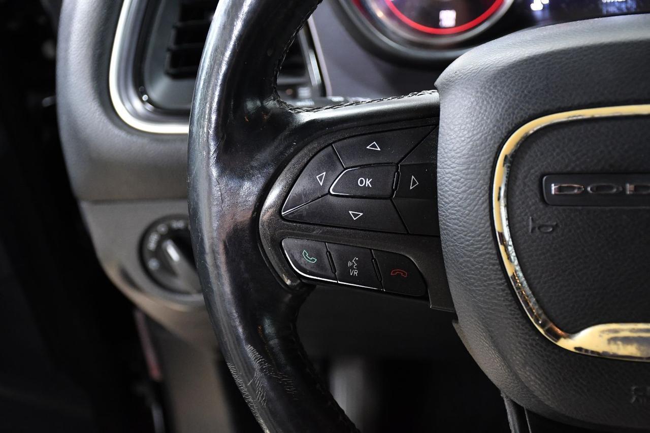 Dodge Challenger - Thumbnail 9