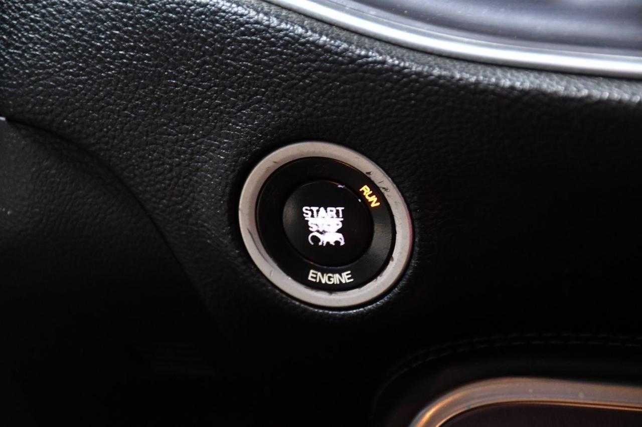 Dodge Challenger - Thumbnail 14