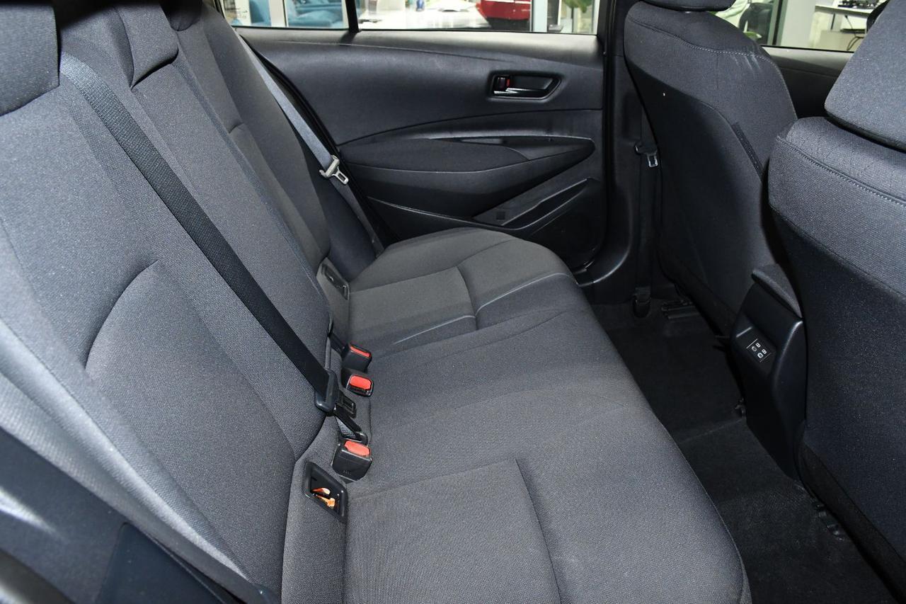 Toyota Corolla - Thumbnail 20