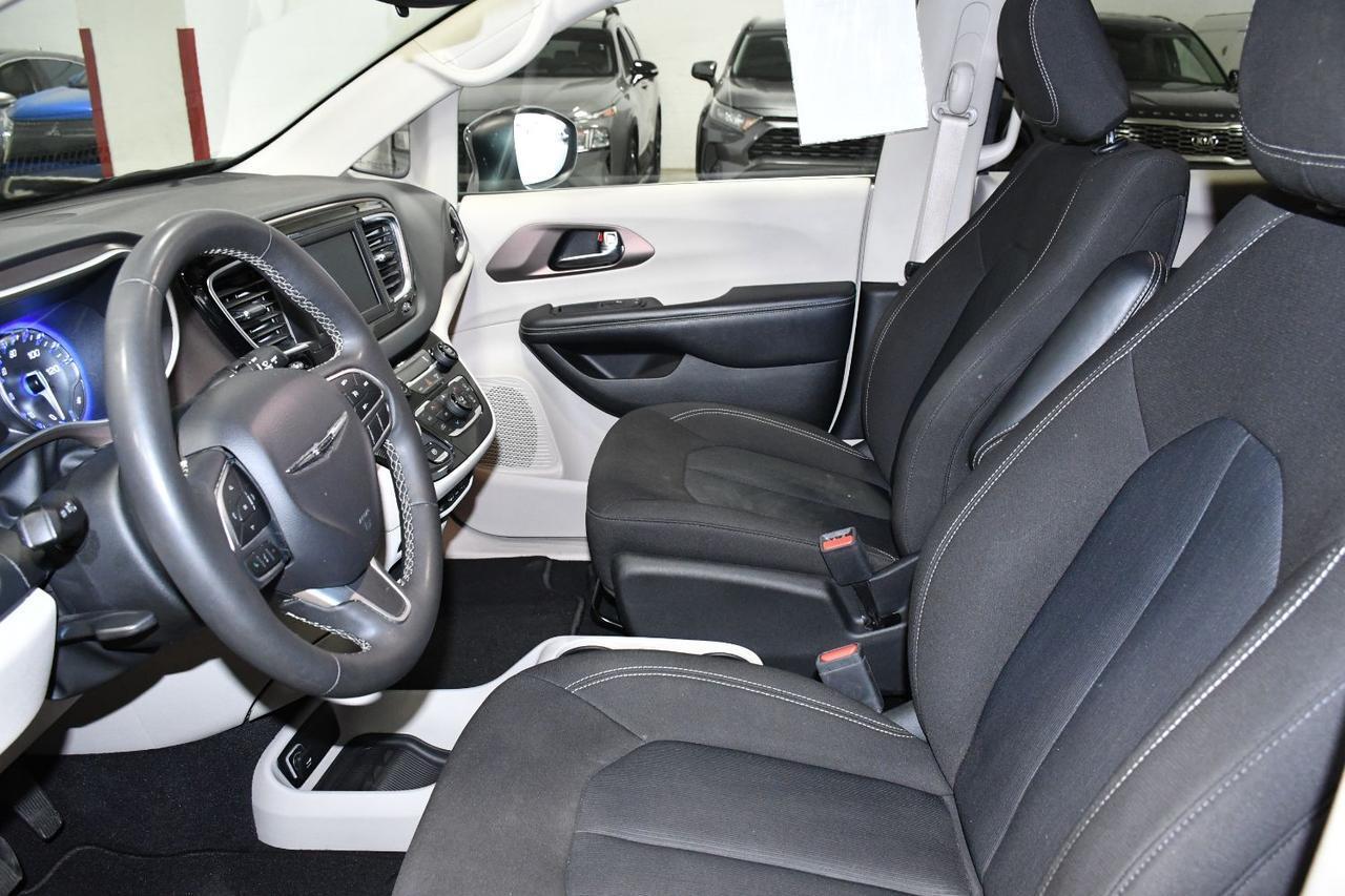 Chrysler Voyager - Thumbnail 15