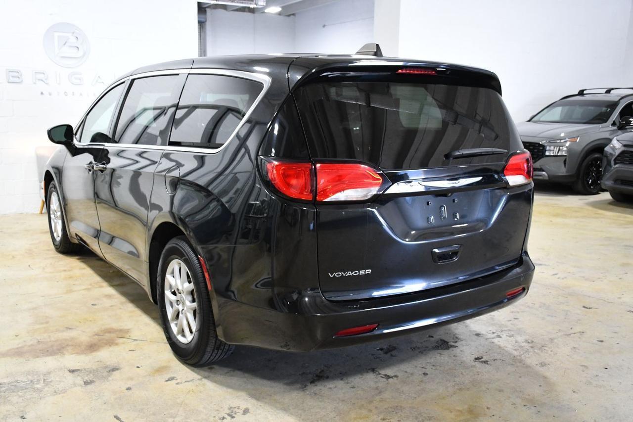 Chrysler Voyager - Thumbnail 6