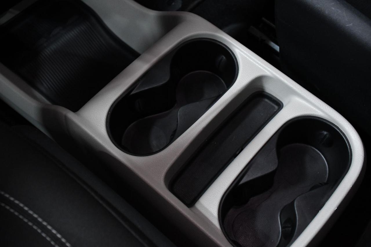 Chrysler Voyager - Thumbnail 12