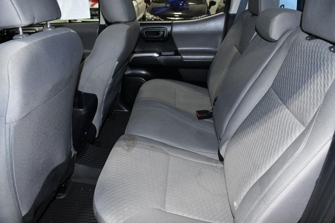 Toyota Tacoma - Thumbnail 17