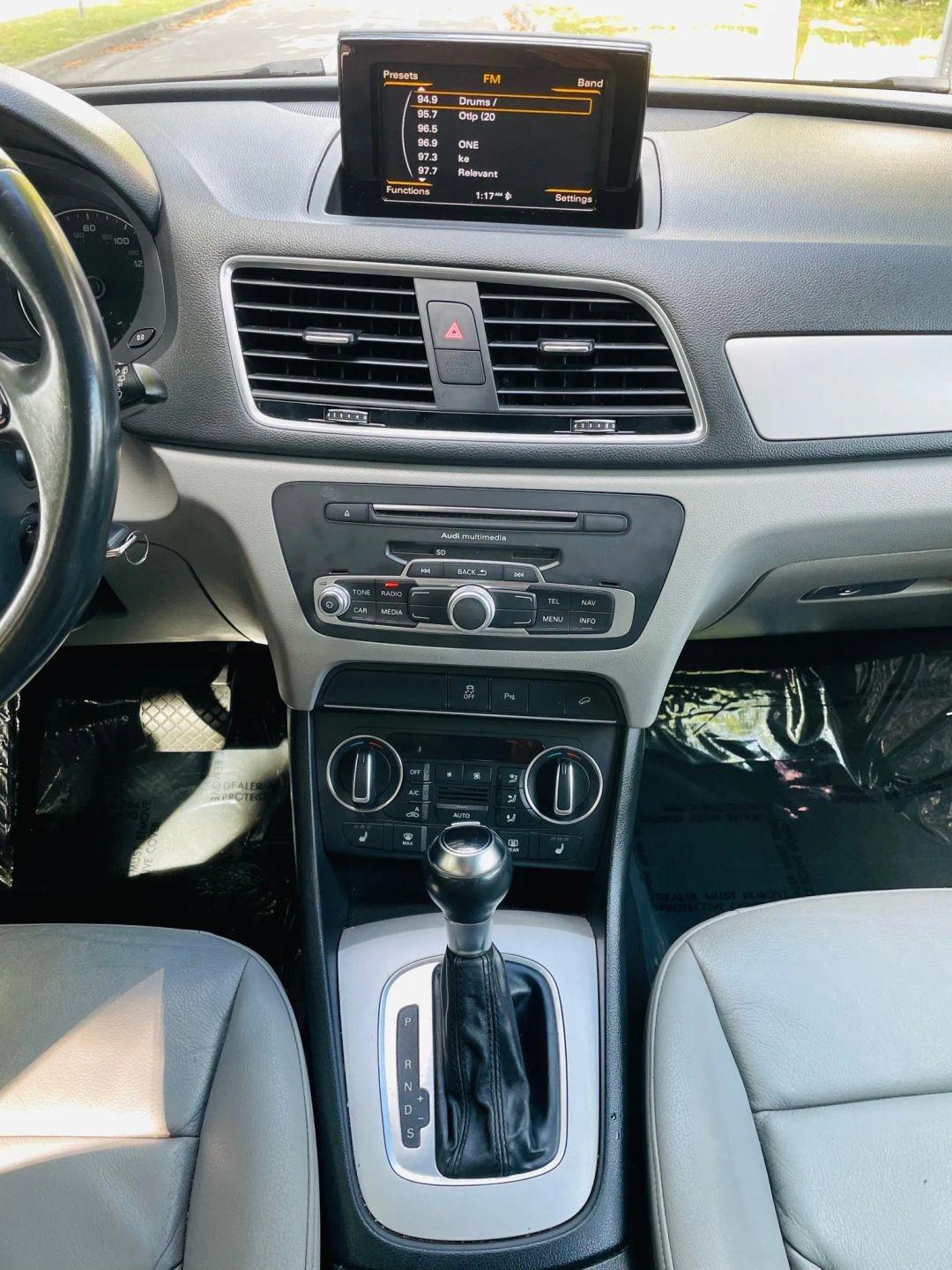 Audi Q3 - Thumbnail 14