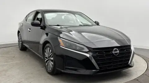 Nissan Altima 2.5 Sv - Thumbnail 4