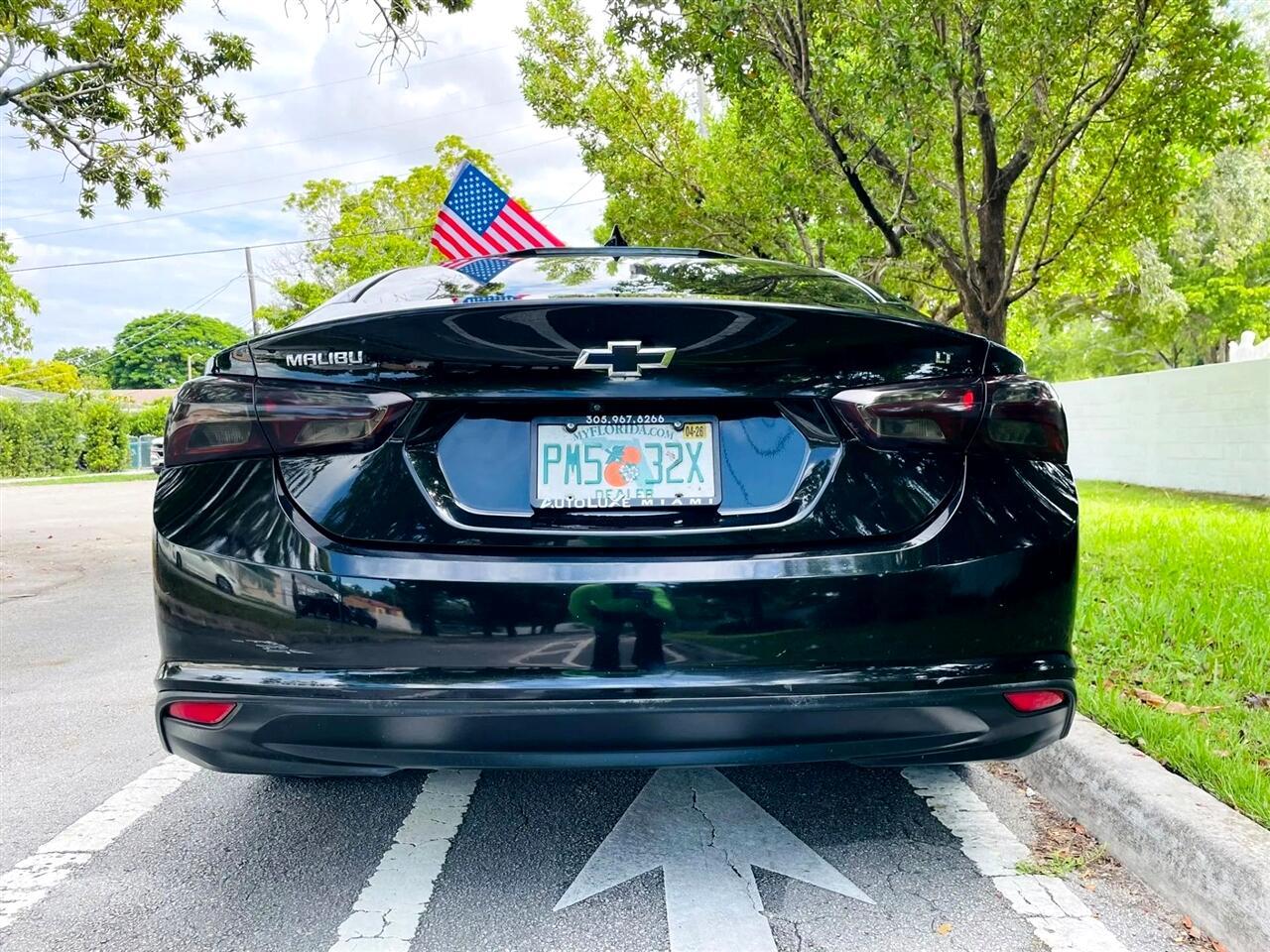 Chevrolet Malibu - Thumbnail 5