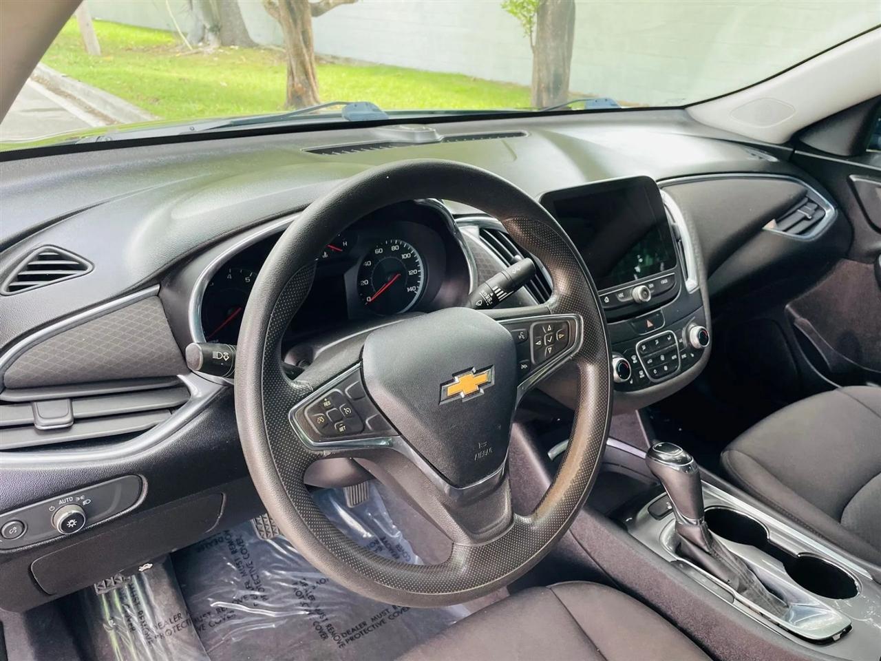 Chevrolet Malibu - Thumbnail 12