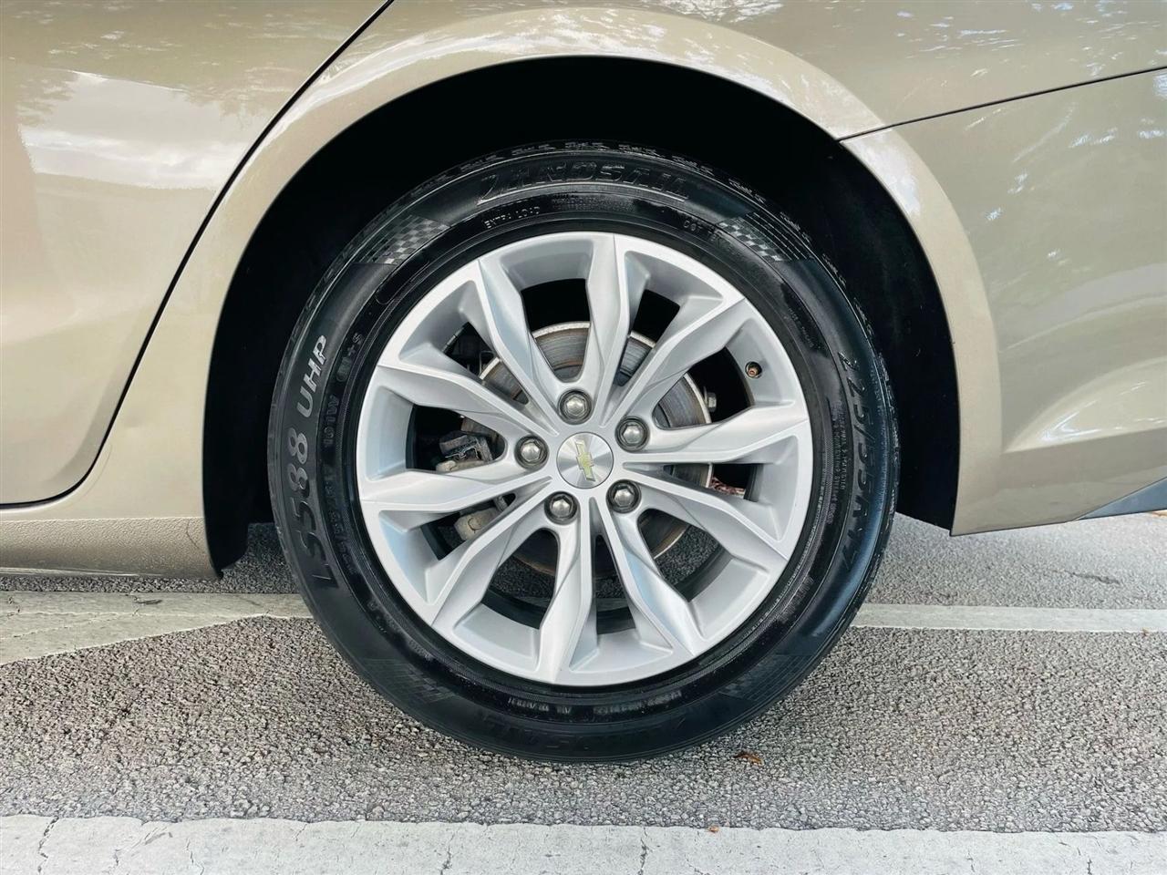 Chevrolet Malibu - Thumbnail 2