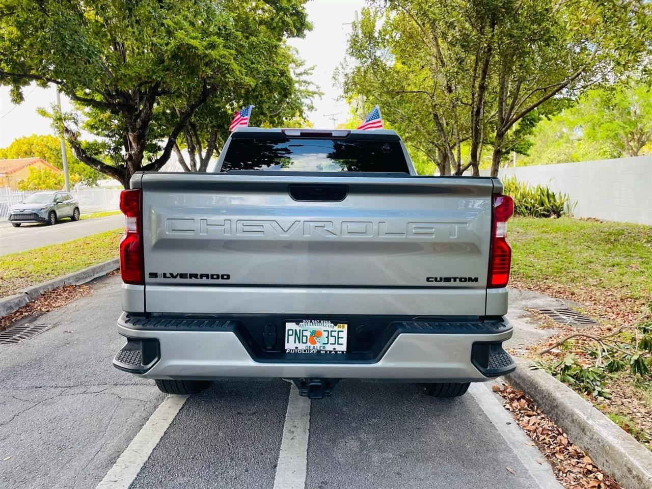 Chevrolet Silverado 1500 - Thumbnail 5