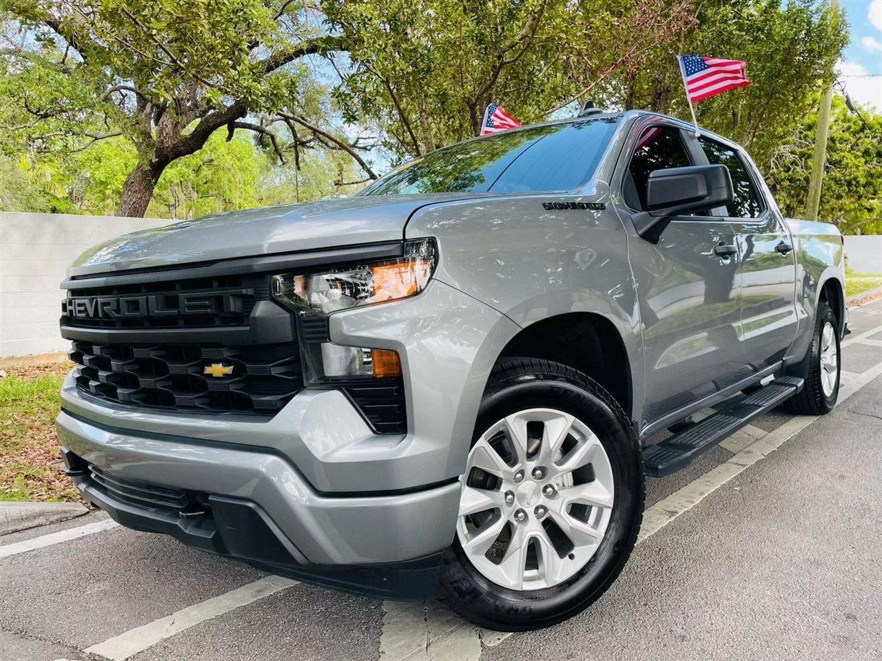 Chevrolet Silverado 1500 - View 1