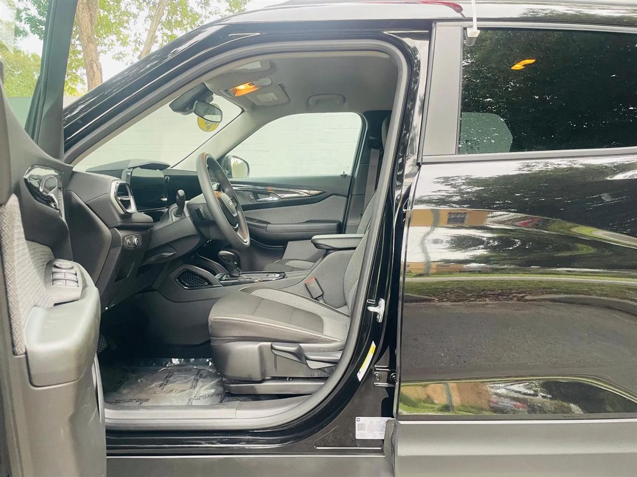 Chevrolet Trailblazer - Thumbnail 10