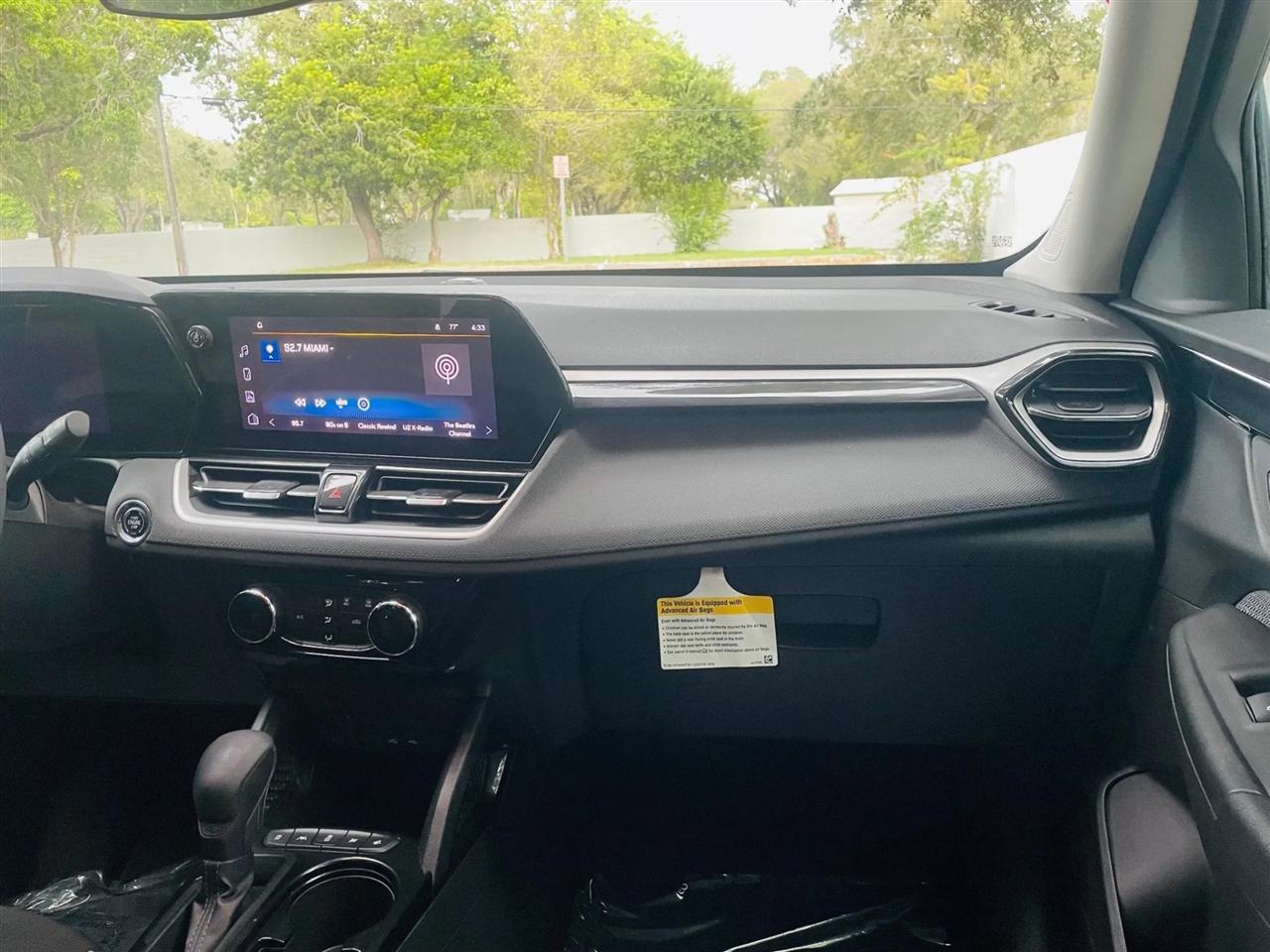 Chevrolet Trailblazer - Thumbnail 14