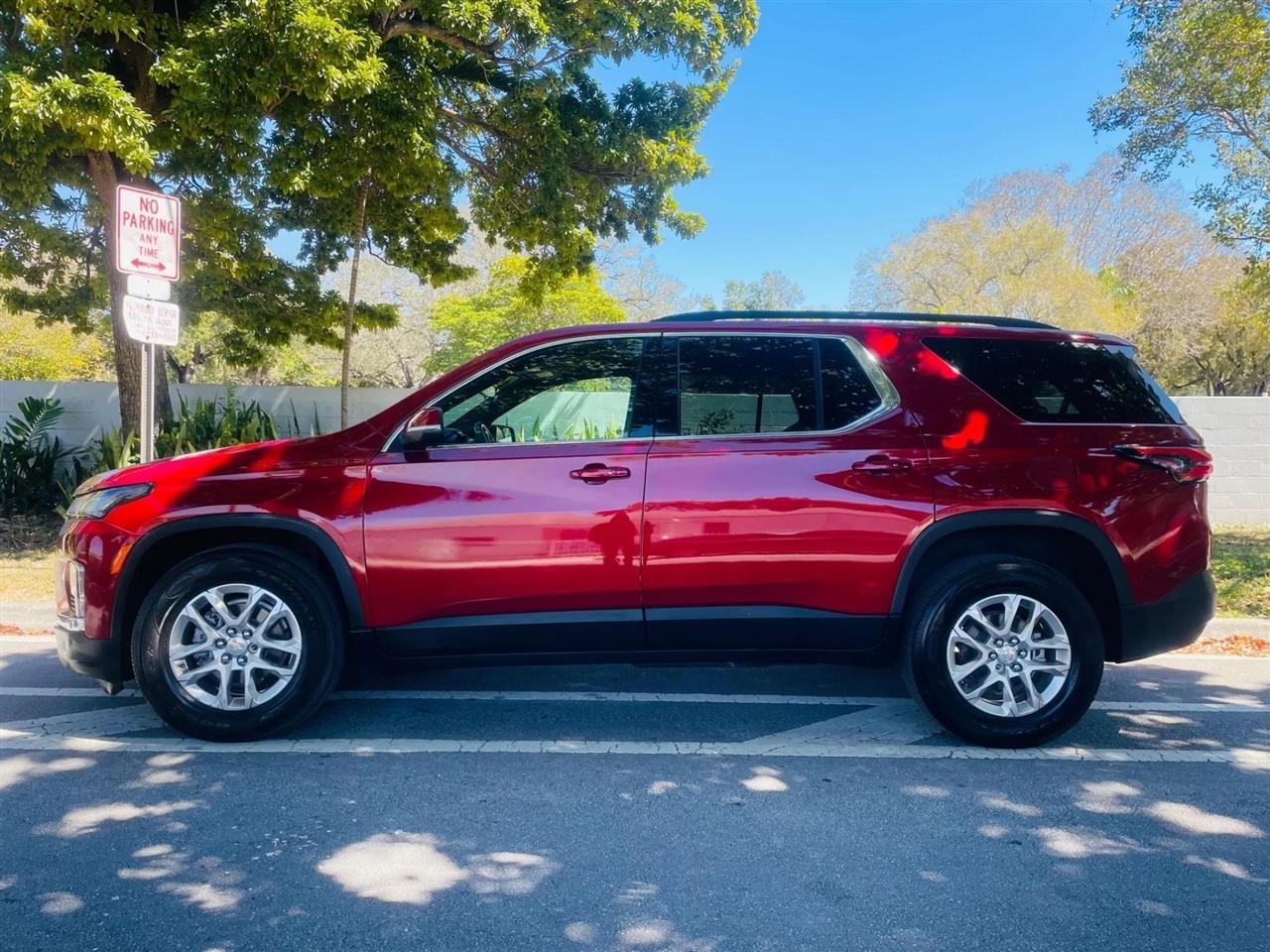 Chevrolet Traverse - Thumbnail 3