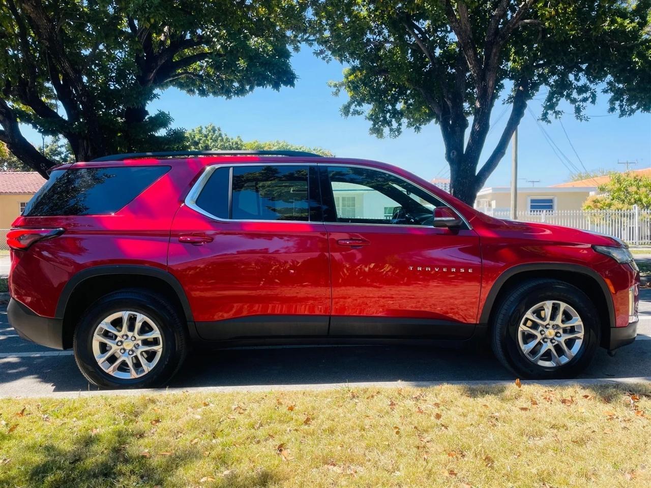 Chevrolet Traverse - Thumbnail 7