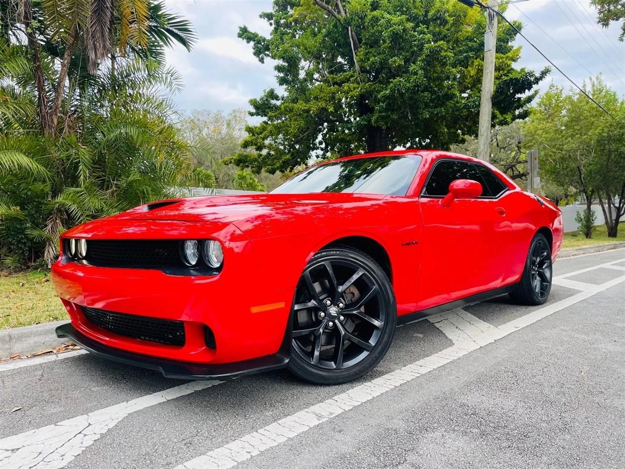 Dodge Challenger - View 1