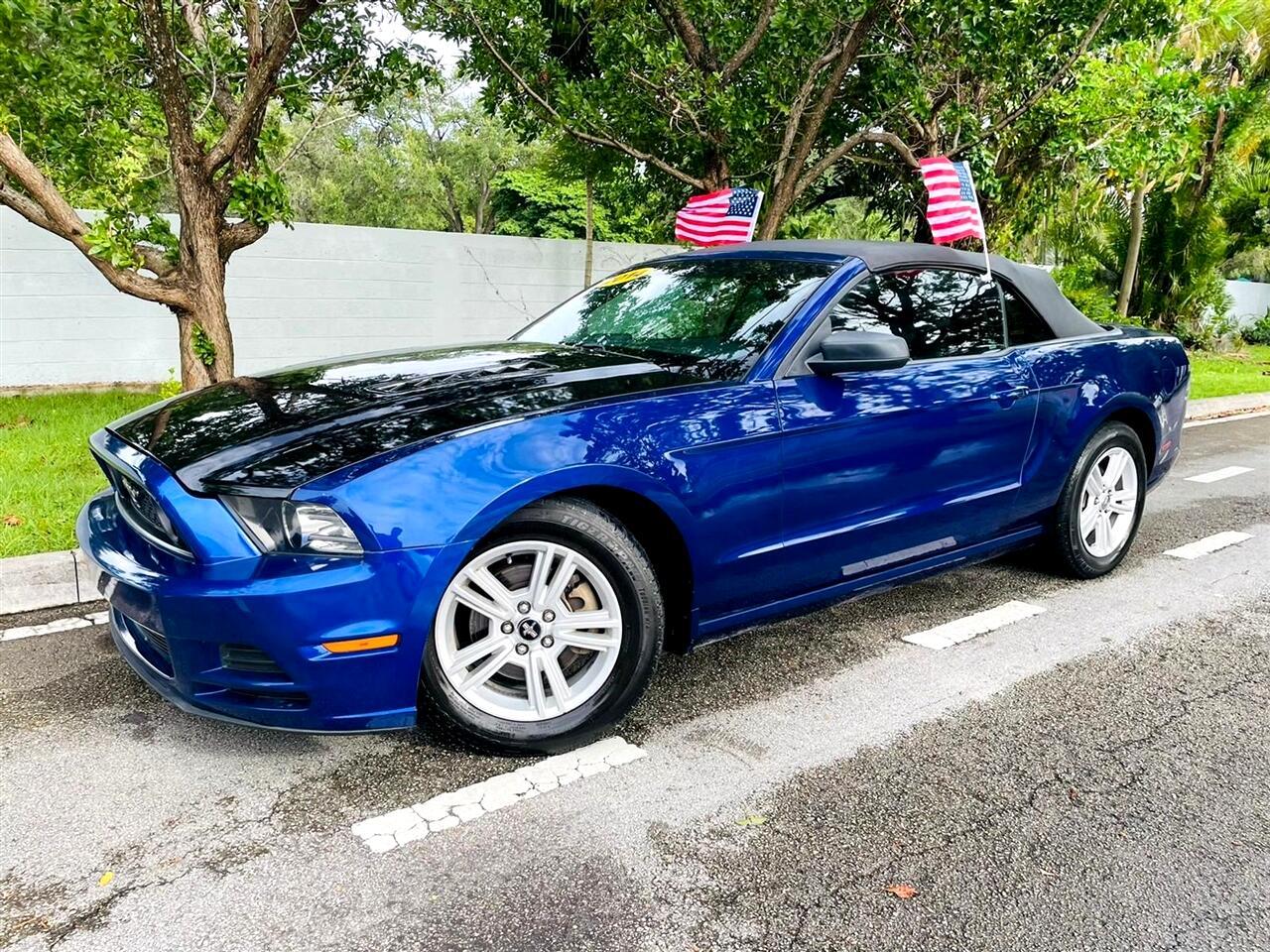 Ford Mustang - View 1