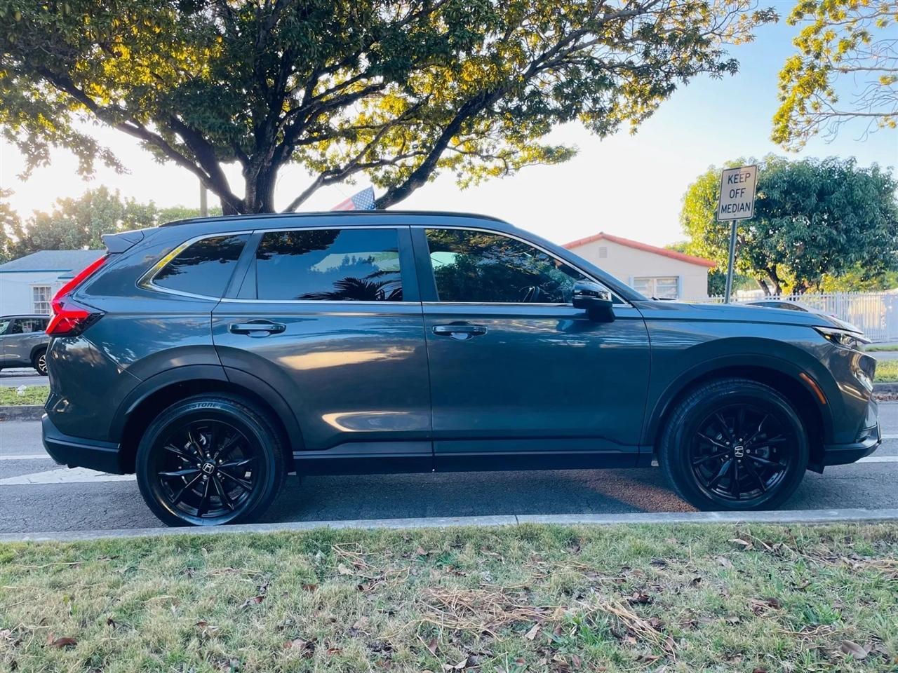 Honda Cr-V Hybrid - Thumbnail 7