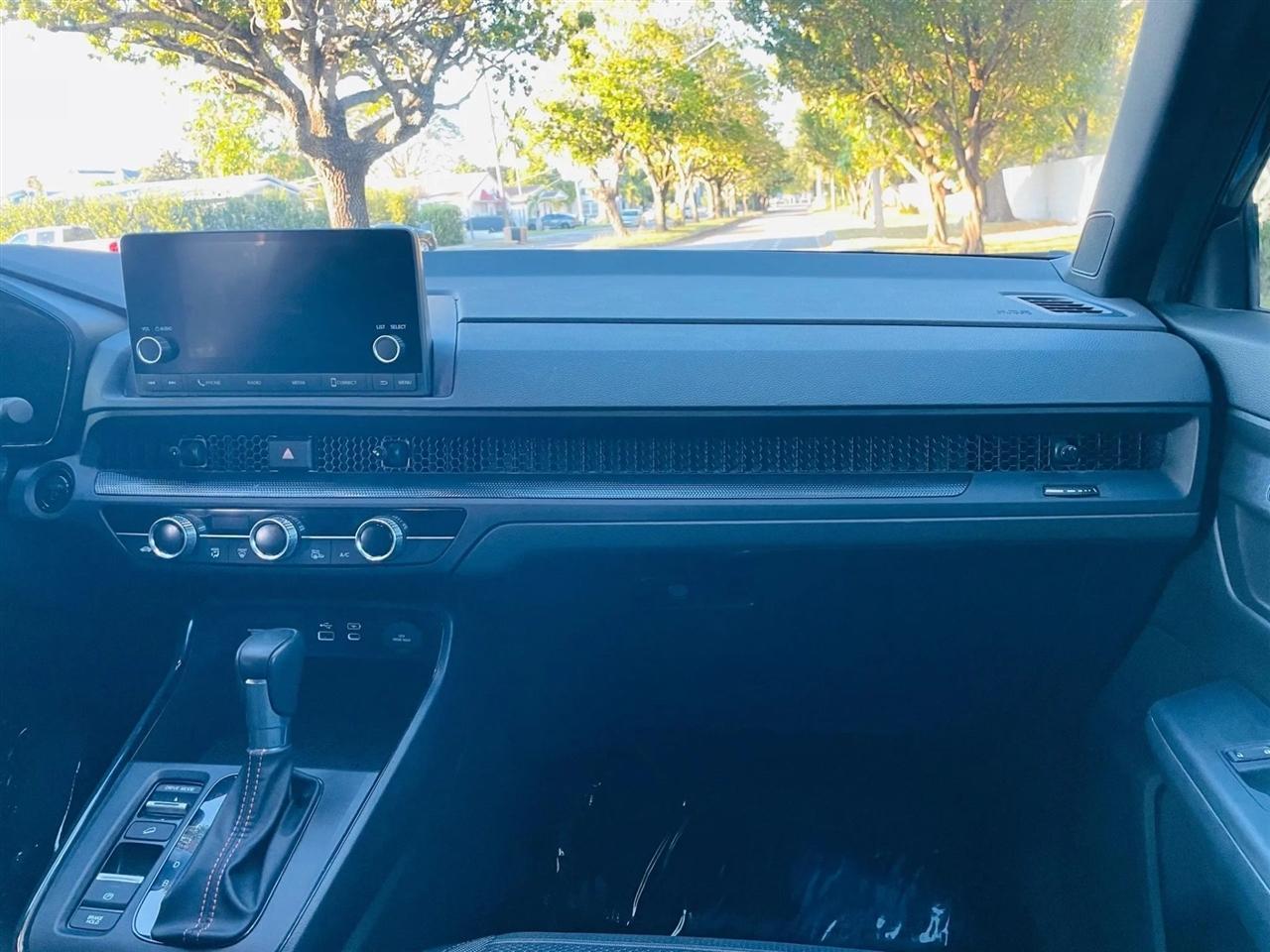 Honda Cr-V Hybrid - Thumbnail 14