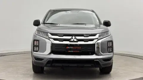 Mitsubishi Outlander Sport Es - Thumbnail 3