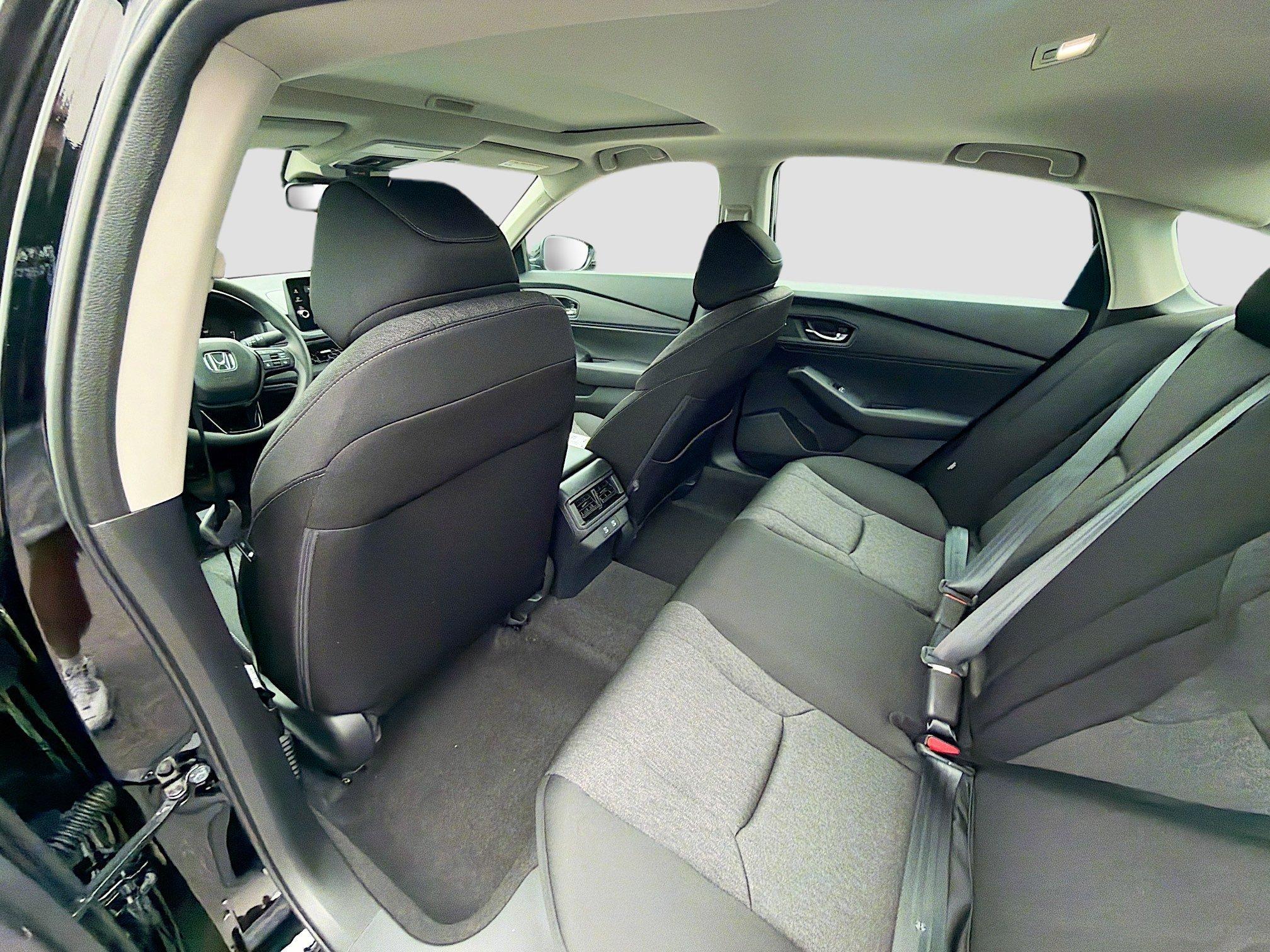 Honda Accord Sedan Se Fwd - Thumbnail 5