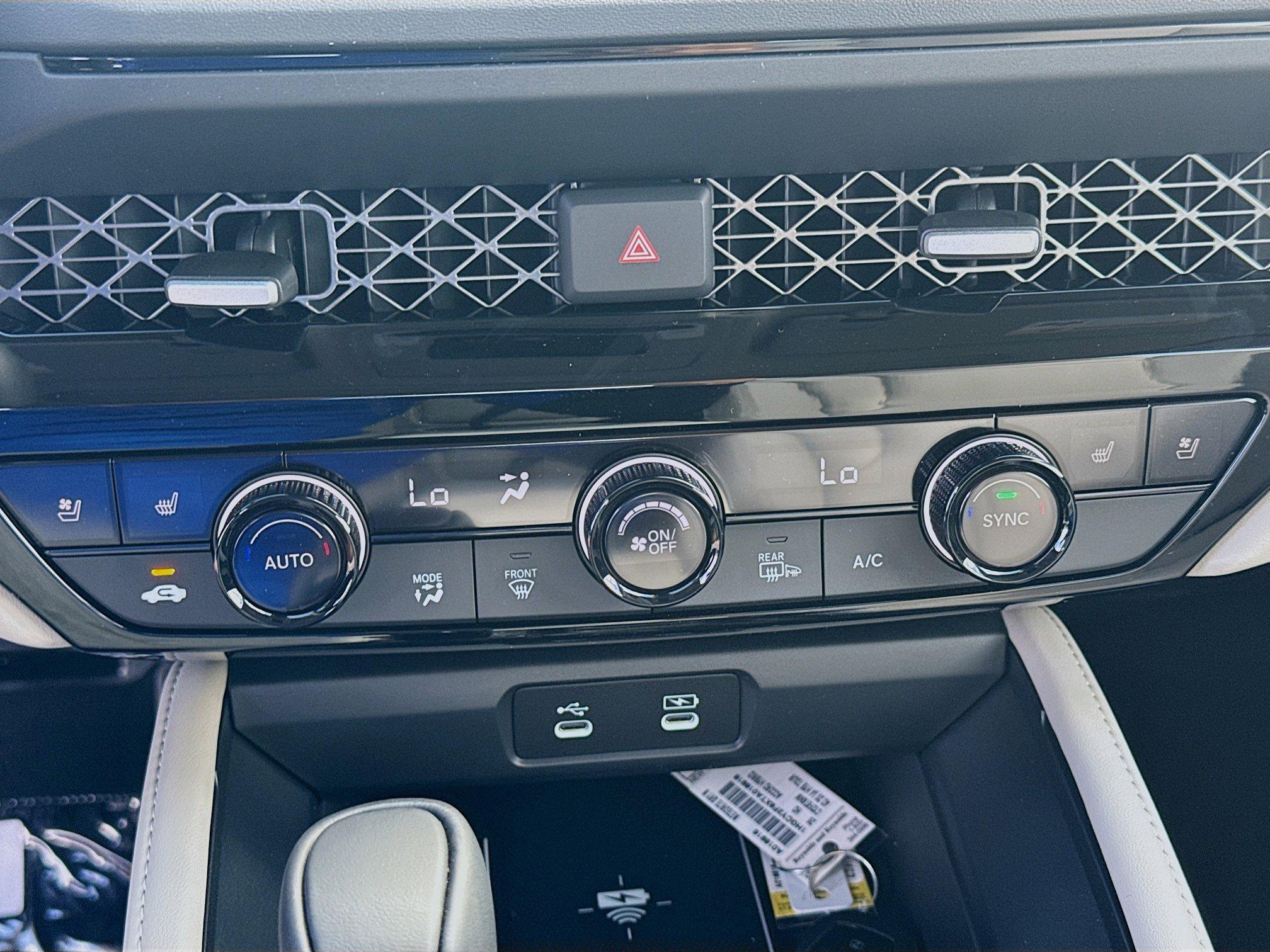 Honda Accord Hybrid Touring Fwd - Thumbnail 16