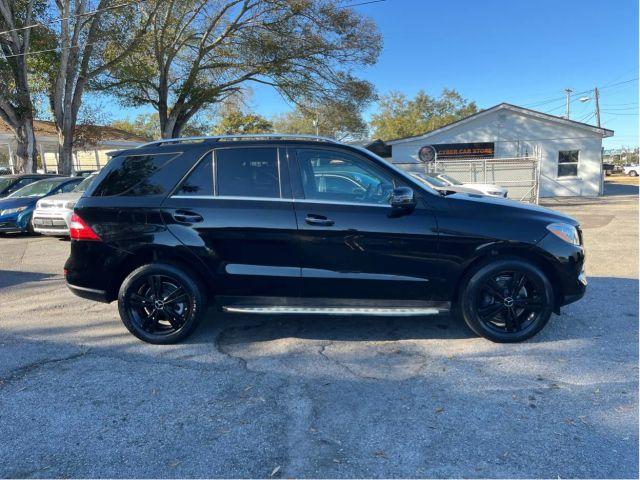 MERCEDES-BENZ M-CLASS - Thumbnail 4