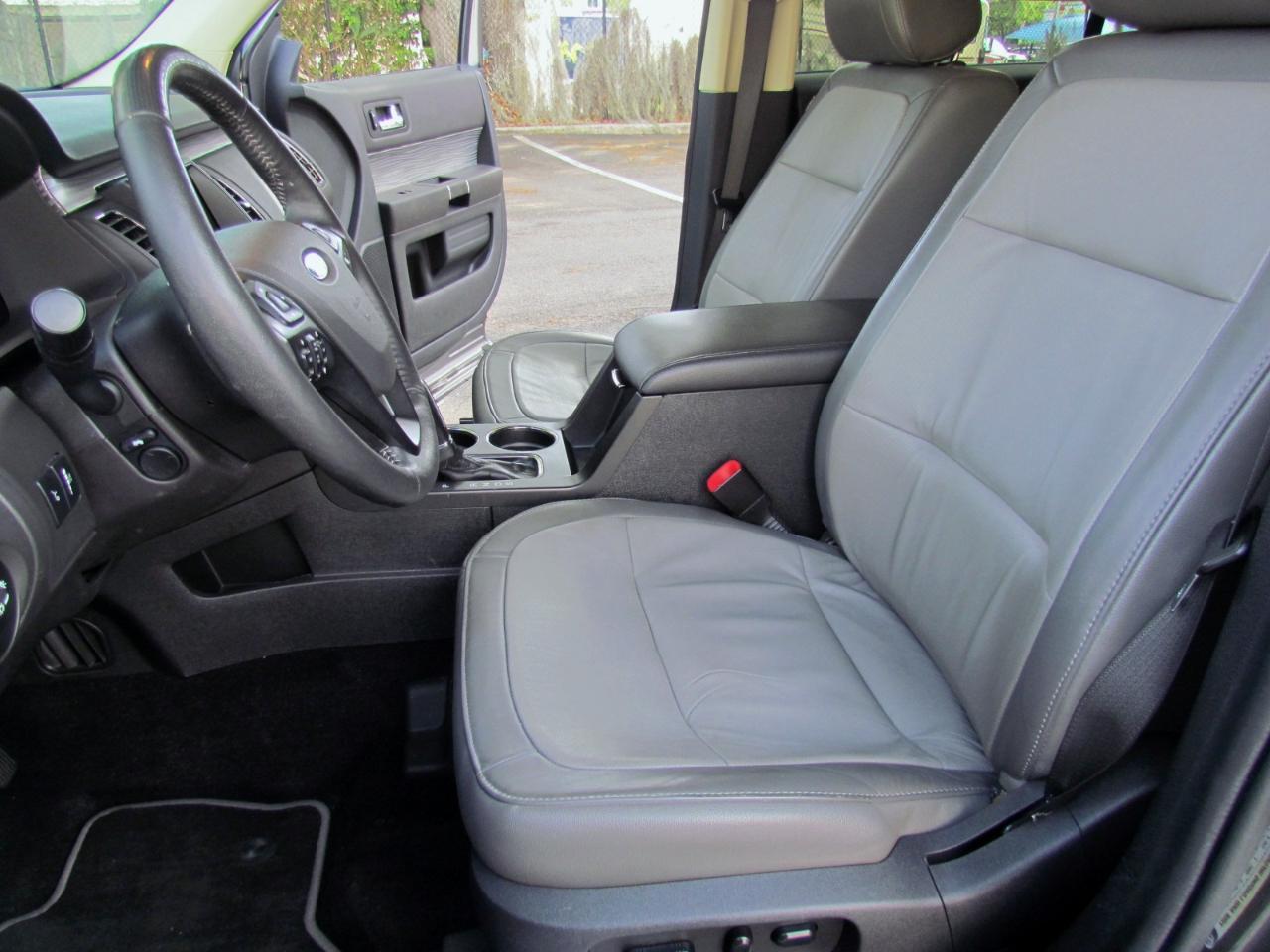 Ford Flexlimited 4D Suv Awd - Thumbnail 4