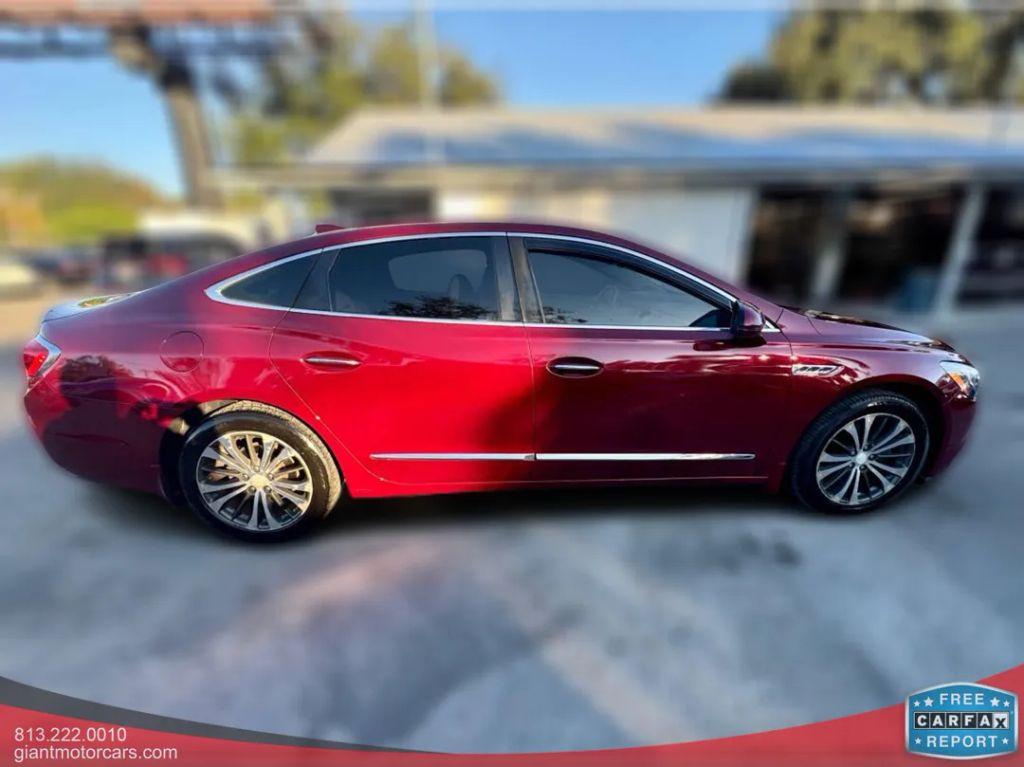 Buick Lacrosse - Thumbnail 10