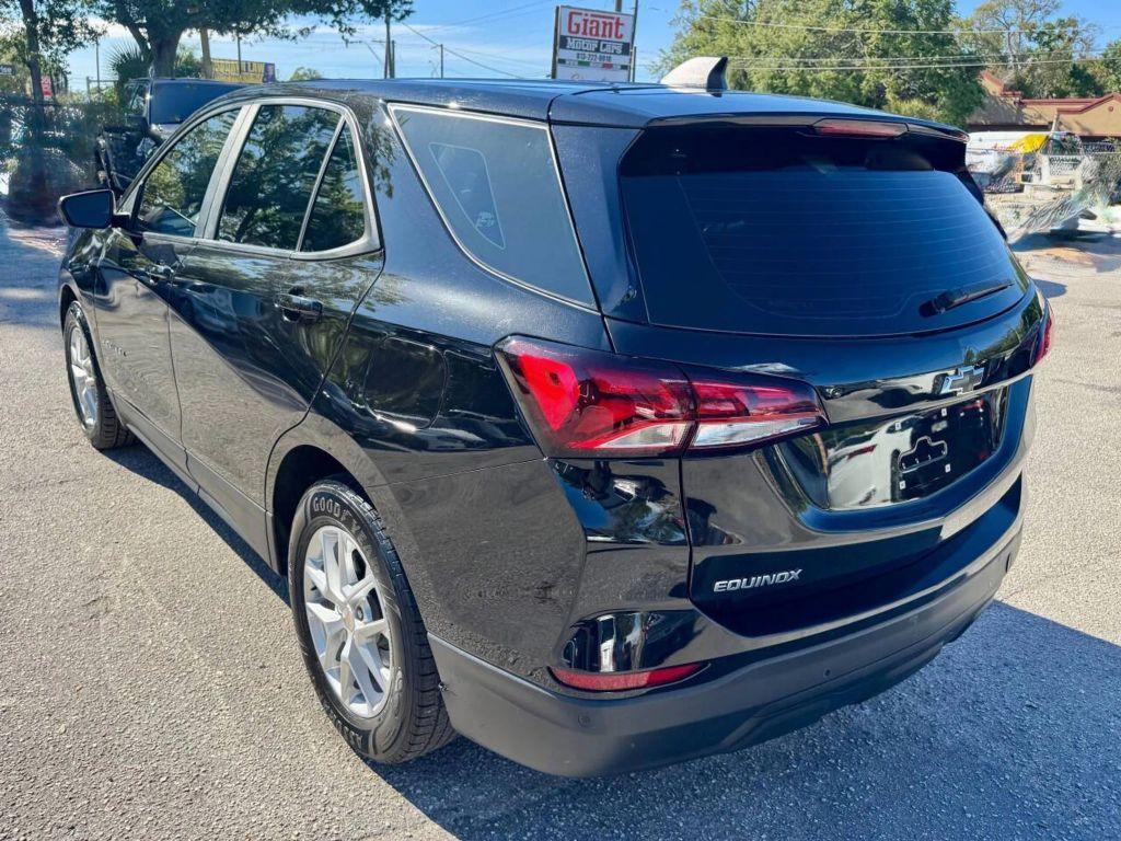 Chevrolet Equinox - Thumbnail 11